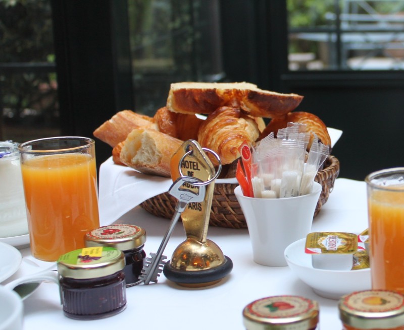 l'hotel de l'abbaye breakfast