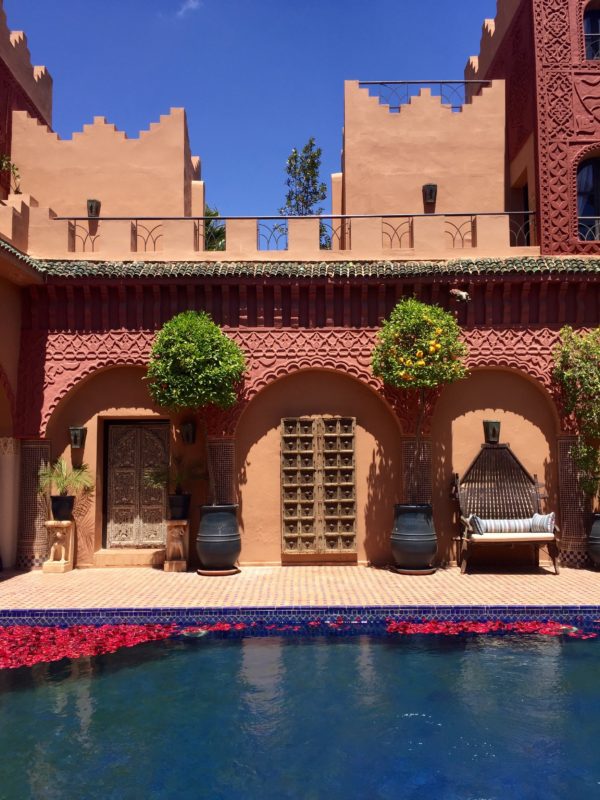 kasbah tamadot rose pool